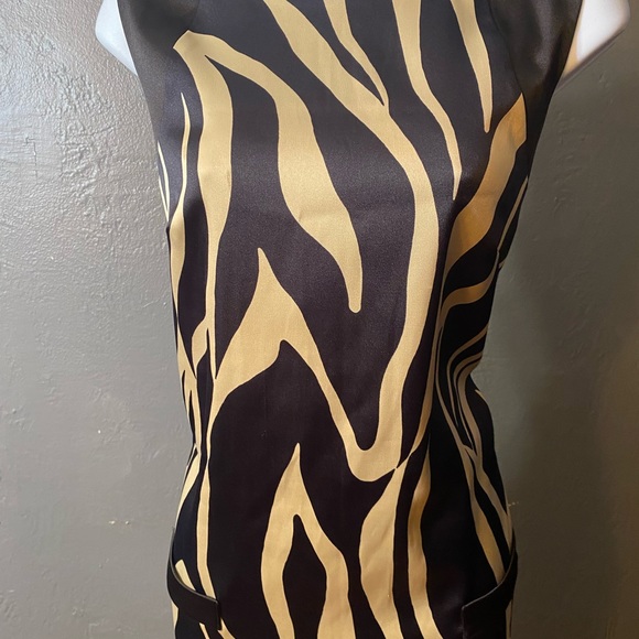 ALYX LIMITED SAFARI SILK ROUNDNECK  SLEEVELESS SHIFT DRESS - Picture 13 of 16